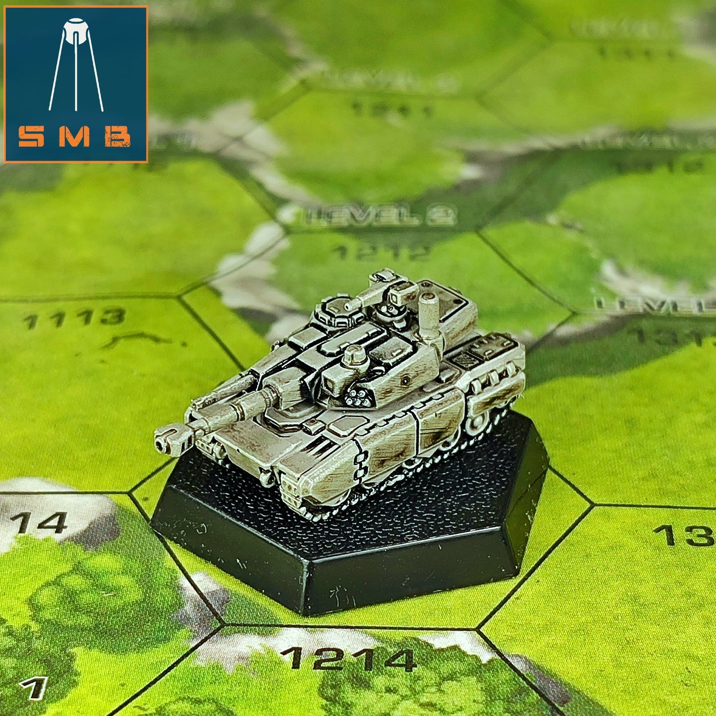 The stereotypical Medium Tank of the future - Alternate Battletech Model - By Sir Mortimer Bombito