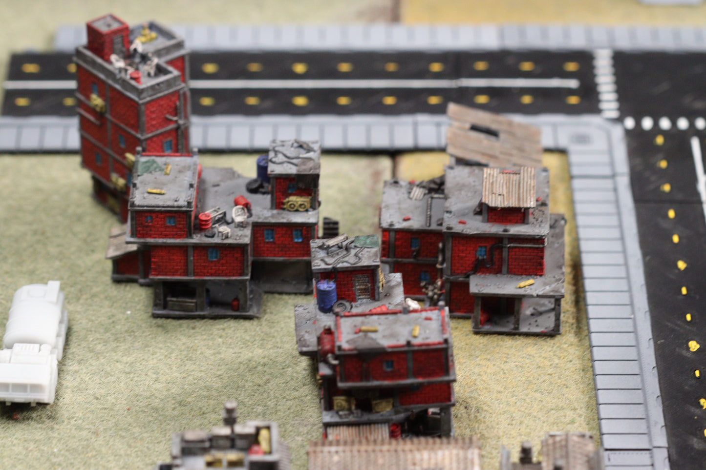 Favelas - Miniature Terrain Set (12 Buildings)