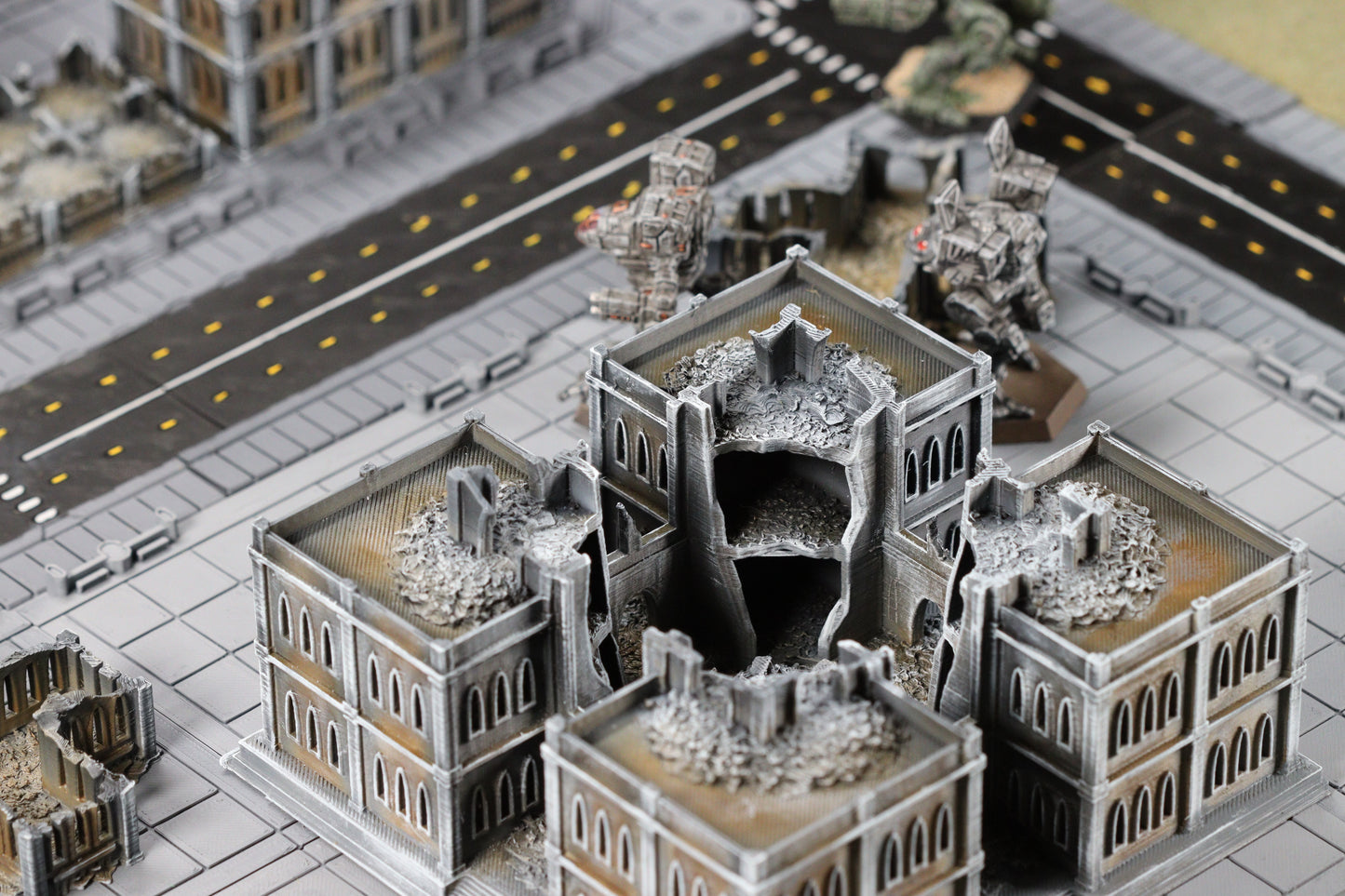 Gothic Ruined Tech Cult Citadel - Wargame Forge